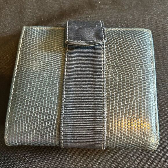 Salvatore Ferragamo Dark Blue Leather Wallet with Gold Accent Vintage Good Cond - Picture 3 of 7